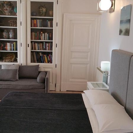 Centro Storico B&B คาตาเนีย ภายนอก รูปภาพ