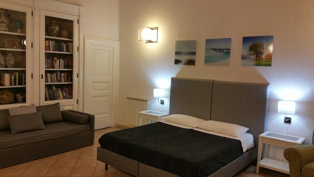 Centro Storico B&B คาตาเนีย ภายนอก รูปภาพ
